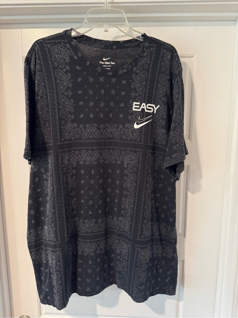 Nike Black Bandana-Print Short Sleeve Tee with 'EASY' Logo
